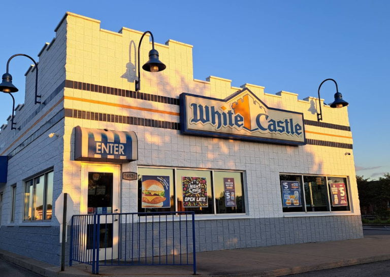 castle noblesville 768x546