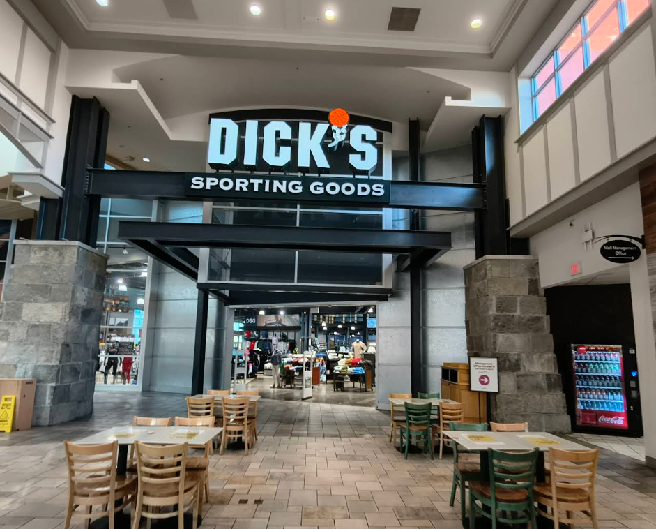 dicks 82nd